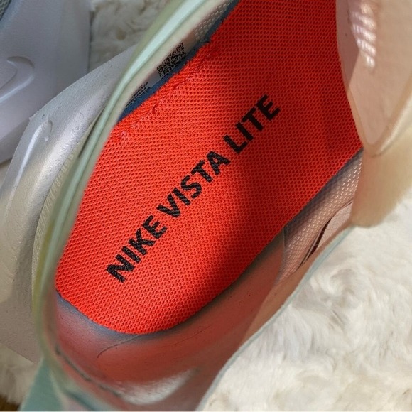 Nike Vista Lite White‎ Barely Volt Running Shoes Women's Size 9 Mesh Sneakers - Picture 11 of 16